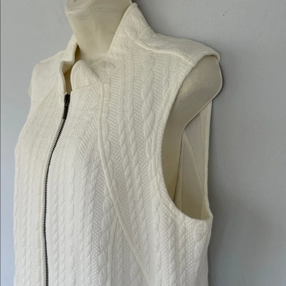 Westbound white textured cable knit cotton stretch full zip vest size small